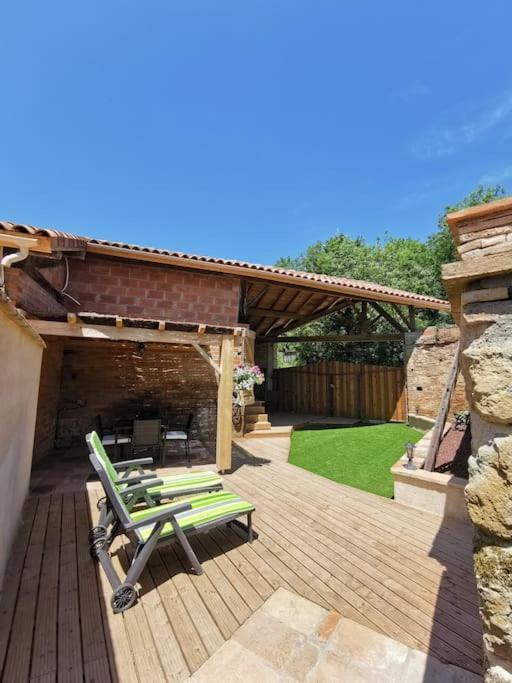 Gite Le Jardin Secret Et Gite Au Temps Suspendu Montpezat  Exterior foto