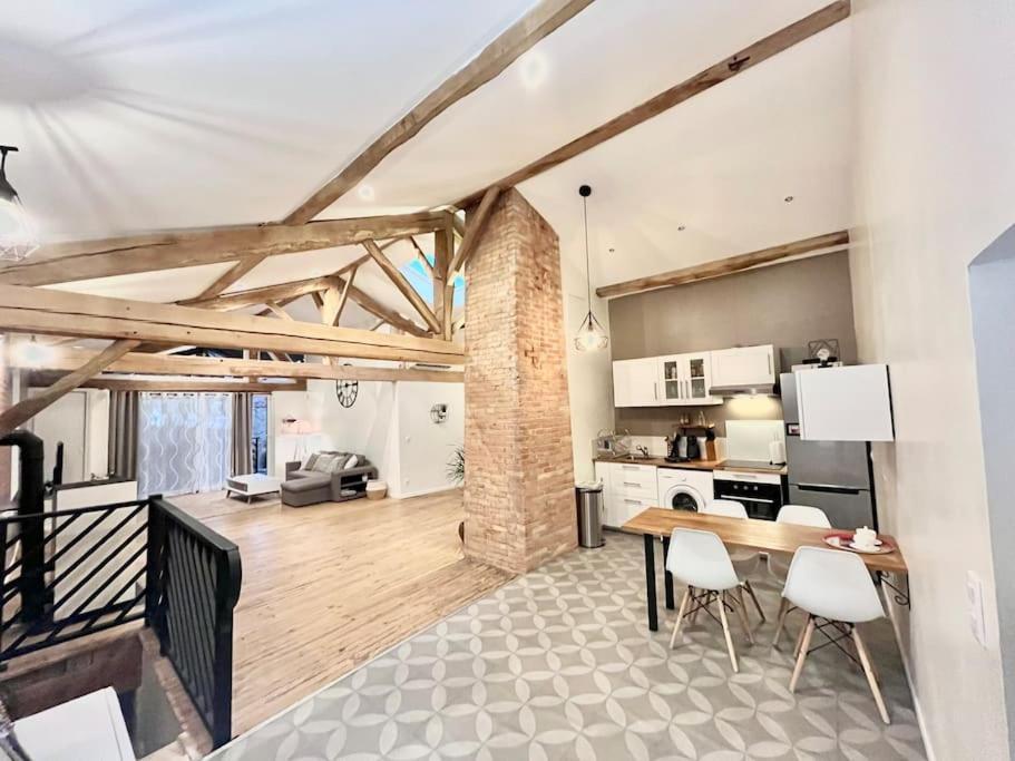 Gite Le Jardin Secret Et Gite Au Temps Suspendu Montpezat  Exterior foto